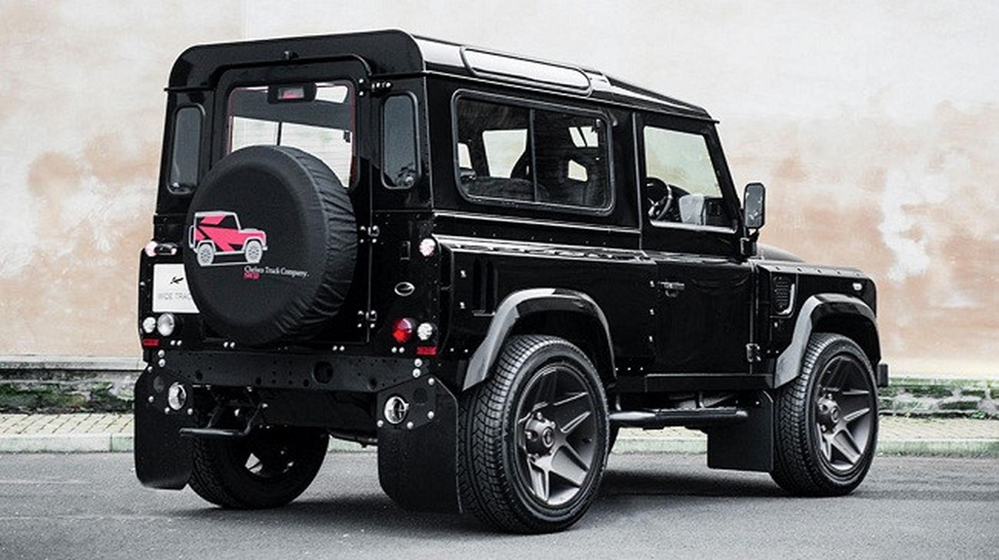 Can canh Land Rover Defender ban do boc thep 